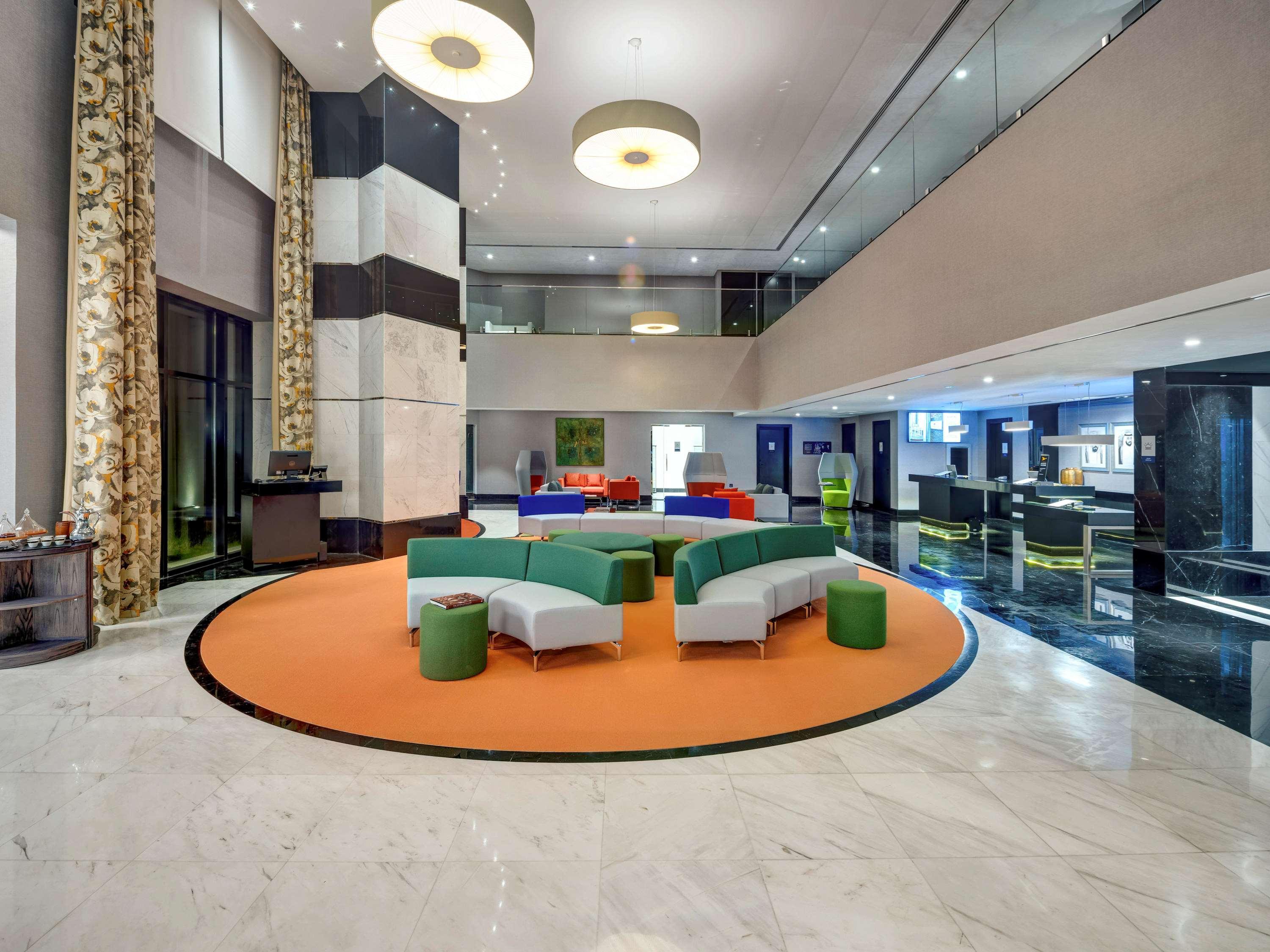 Отель Novotel Expo Centre