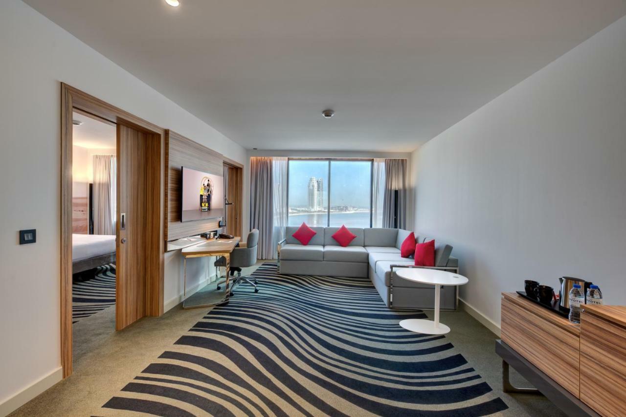 Novotel Expo Centre 4* Шарджа